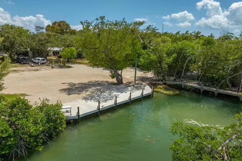 View/Area - 150 Apache St, Tavernier, FL 33070 photo 9 of 10