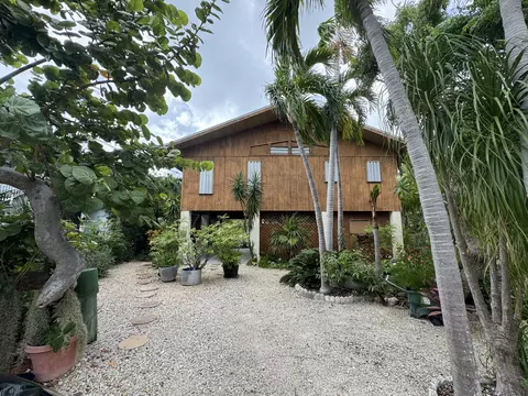 22970 Sharp Ln, Cudjoe Key, FL 33042 photo 2