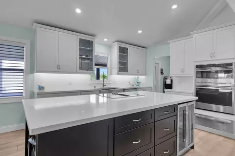 2675 Yellowtail Dr, Marathon, FL 33050 photo 10