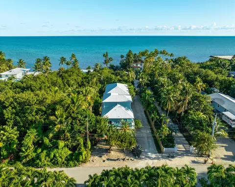 View/Area - 189 Carroll St, Islamorada, FL 33036 photo 3 of 10
