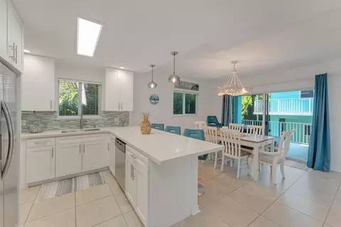 Kitchen - 189 Carroll St, Islamorada, FL 33036 photo 2 of 3