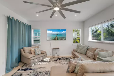 Living - 189 Carroll St, Islamorada, FL 33036 photo 1 of 3