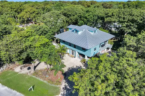 View/Area - 593 Bonito Ave, Key Largo, FL 33037 photo 1 of 13