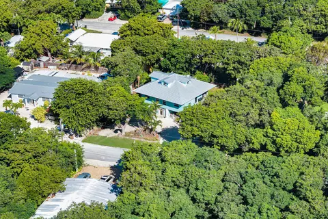 View/Area - 593 Bonito Ave, Key Largo, FL 33037 photo 9 of 13