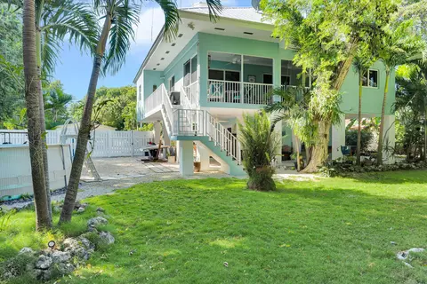 Exterior - 593 Bonito Ave, Key Largo, FL 33037 photo 15 of 21