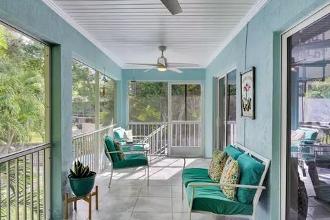Exterior - 593 Bonito Ave, Key Largo, FL 33037 photo 3 of 21