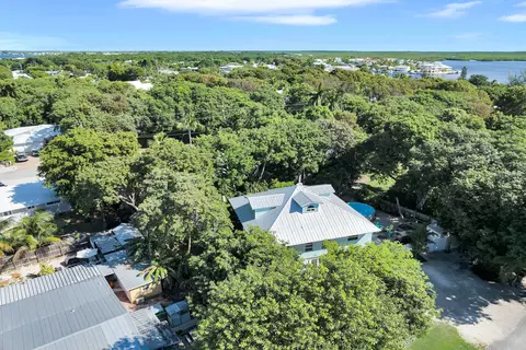 View/Area - 593 Bonito Ave, Key Largo, FL 33037 photo 13 of 13