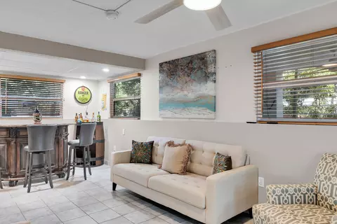 Living - 593 Bonito Ave, Key Largo, FL 33037 photo 1 of 5
