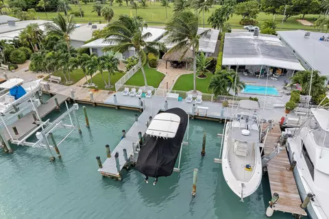 50 7th Ave, Key Colony, FL 33051