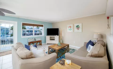 Living - 1202 Mockingbird Rd, Key Largo, FL 33037 photo 2 of 3