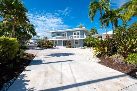 Exterior - 1202 Mockingbird Rd, Key Largo, FL 33037 photo 12 of 13