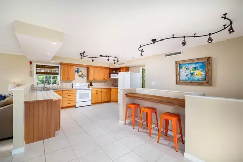 Kitchen - 1202 Mockingbird Rd, Key Largo, FL 33037 photo 1 of 3