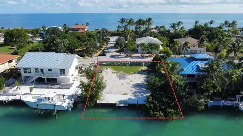 322 E Seaview Dr, Duck Key, FL 33050 photo 4