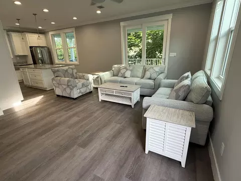 Living - 31349 Avenue C, Big Pine Key, FL 33043 photo 5 of 6