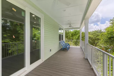 Exterior - 31349 Avenue C, Big Pine Key, FL 33043 photo 4 of 9