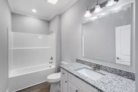 Bath - 31349 Avenue C, Big Pine Key, FL 33043 photo 1 of 4