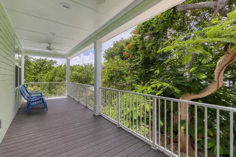 Exterior - 31349 Avenue C, Big Pine Key, FL 33043 photo 3 of 9