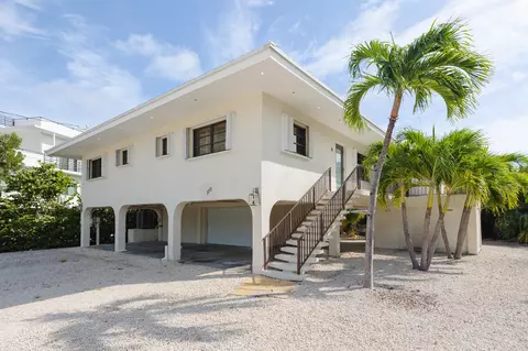 110 S Bahama Dr, Duck Key, FL 33050