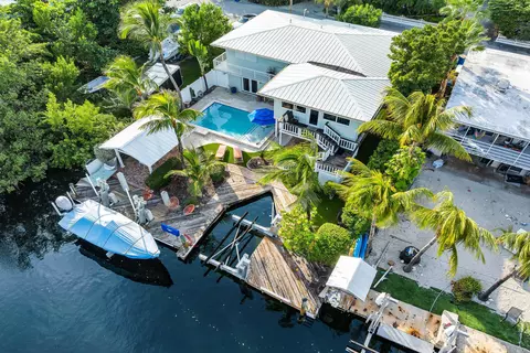 375 S Coconut Palm Blvd, Tavernier, FL 33070