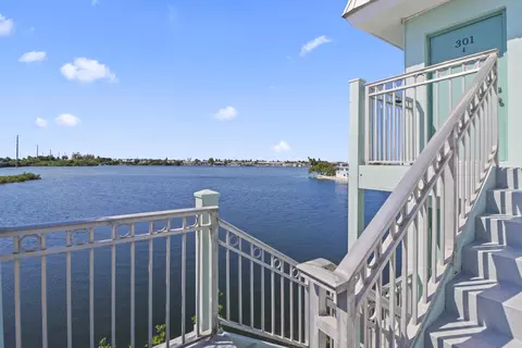 201 Coppitt Rd #301A, Big Coppitt, FL 33040