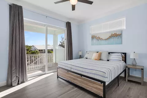 Bedroom - 207 E Bruce Ct, Marathon, FL 33050 photo 1 of 10