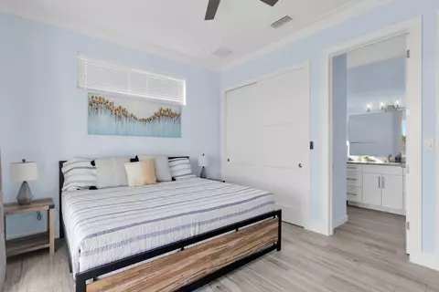 Bedroom - 207 E Bruce Ct, Marathon, FL 33050 photo 3 of 10