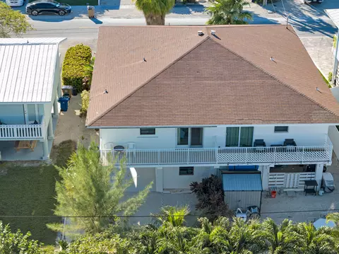300 3rd St, Key Colony, FL 33051