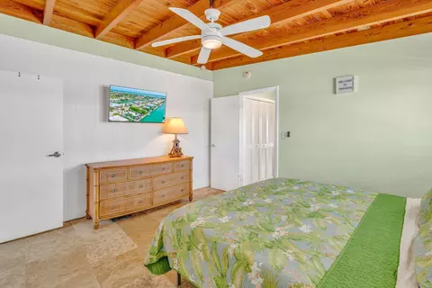 Bedroom - 471 9th St #KEY colony, Key Colony Beach, FL 33051 photo 3 of 3