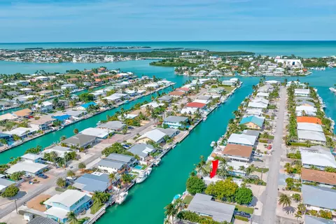 View/Area - 471 9th St #KEY colony, Key Colony Beach, FL 33051 photo 5 of 10