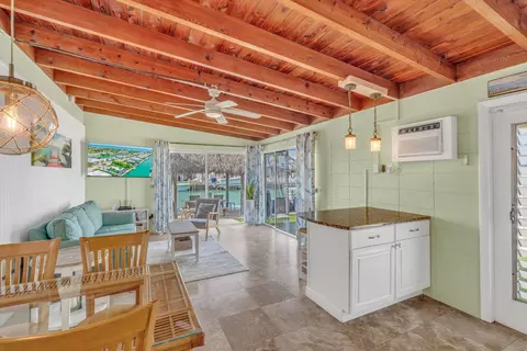 Dining - 471 9th St #KEY colony, Key Colony Beach, FL 33051 photo 1 of 1