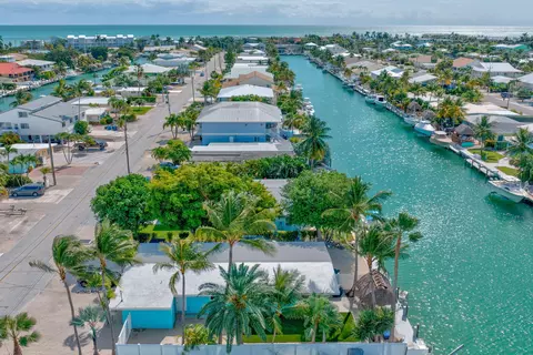 View/Area - 471 9th St #KEY colony, Key Colony Beach, FL 33051 photo 3 of 10