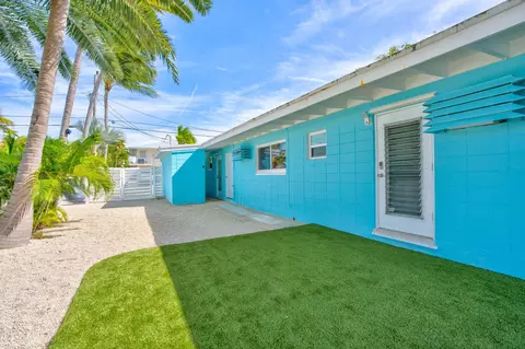 Exterior - 471 9th St #KEY colony, Key Colony Beach, FL 33051 photo 9 of 12