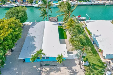 471 9th St #KEY colony, Key Colony Beach, FL 33051