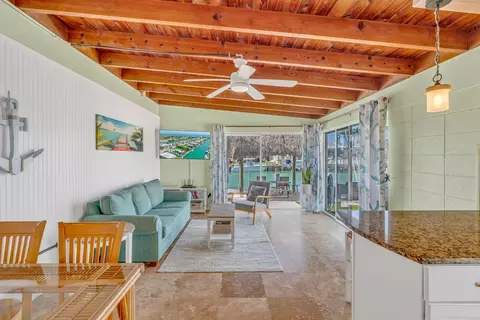 Living - 471 9th St #KEY colony, Key Colony Beach, FL 33051 photo 3 of 3