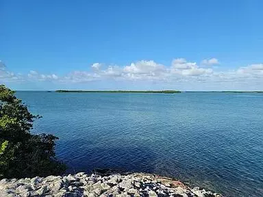Oharas Key Street Gulf, Saddle Bunch, FL 33040
