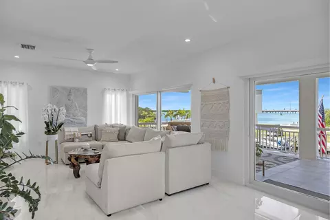 Living - 455 Big Pine Rd, Key Largo, FL 33037 photo 1 of 5