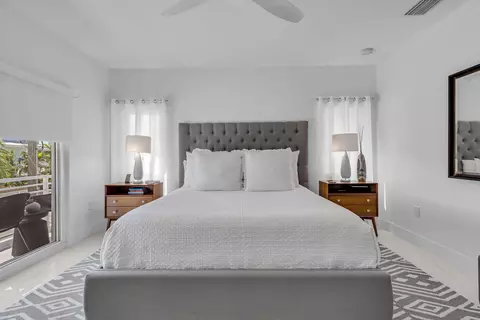 Bedroom - 455 Big Pine Rd, Key Largo, FL 33037 photo 5 of 10
