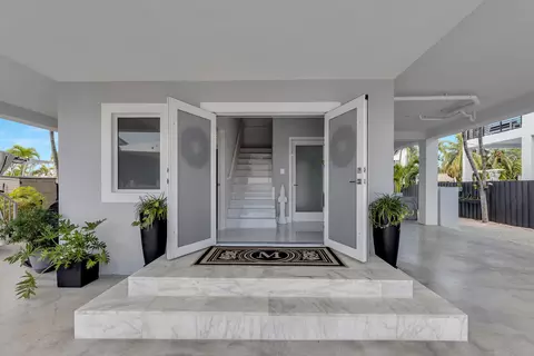 Entry Way - 455 Big Pine Rd, Key Largo, FL 33037 photo 1 of 5