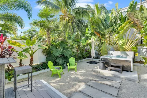 Exterior - 543 74th St, Marathon, FL 33050 photo 9 of 11
