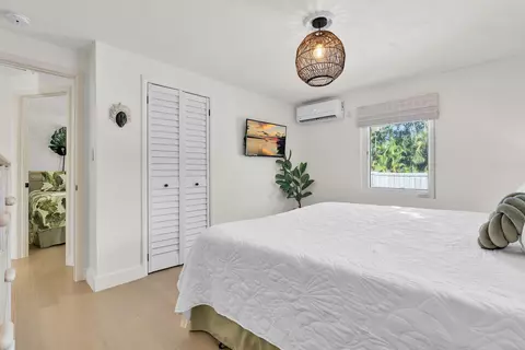 Bedroom - 543 74th St, Marathon, FL 33050 photo 3 of 6