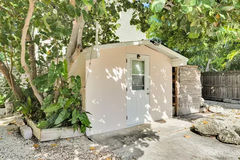 Exterior - 543 74th St, Marathon, FL 33050 photo 11 of 11