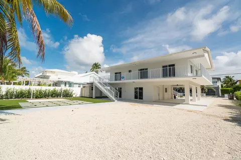 392 Laguna Ave, Key Largo, FL 33037