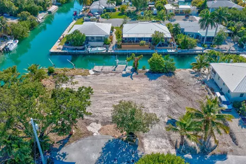 21082 6th Ave, Cudjoe, FL 33042
