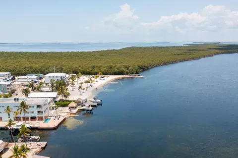 View/Area - 78 Avenue D, Key Largo, FL 33037 photo 1 of 3