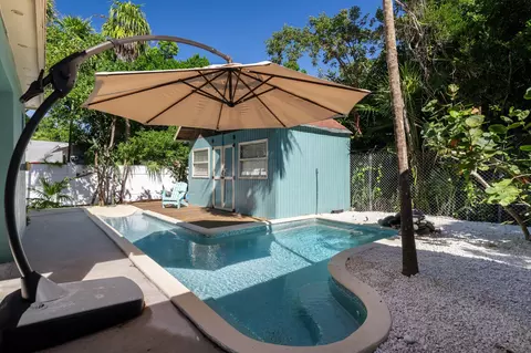1545 52nd St, Marathon, FL 33050