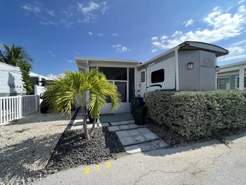 325 Calusa St #217, Key Largo, FL 33037