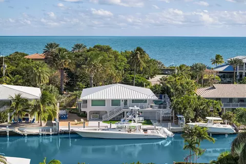 344 E Seaview Dr, Duck Key, FL 33050