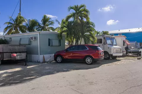 420 25th St, Marathon, FL 33050 photo 9