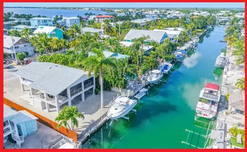 857 E Caribbean Dr, Summerland Key, FL 33042
