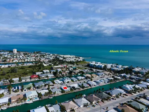 View/Area - 261 9th St #KEY colony, Key Colony Beach, FL 33051 photo 8 of 12